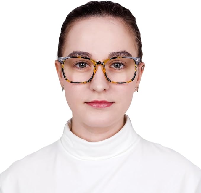 YEIN Bifocal Reading Glasses with Blue Light Blocking Lenses, Bifocal Reader for Women and Men, Vintage Square frame with Spring Hinge (+0.75/+3.50 magnification)