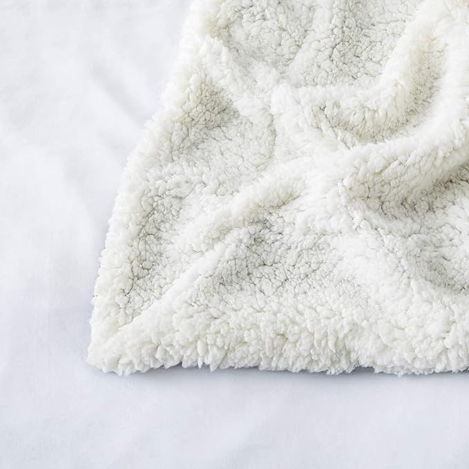 IR Imperial Rooms Baby Pink Sherpa Fleece Throw Blanket for Bed - Wholesale Bulk Pack of 16 Sherpa Blankets - Soft Fluffy Throw Blankets for Hotels, Guest Bedroom, 50x60 Inches