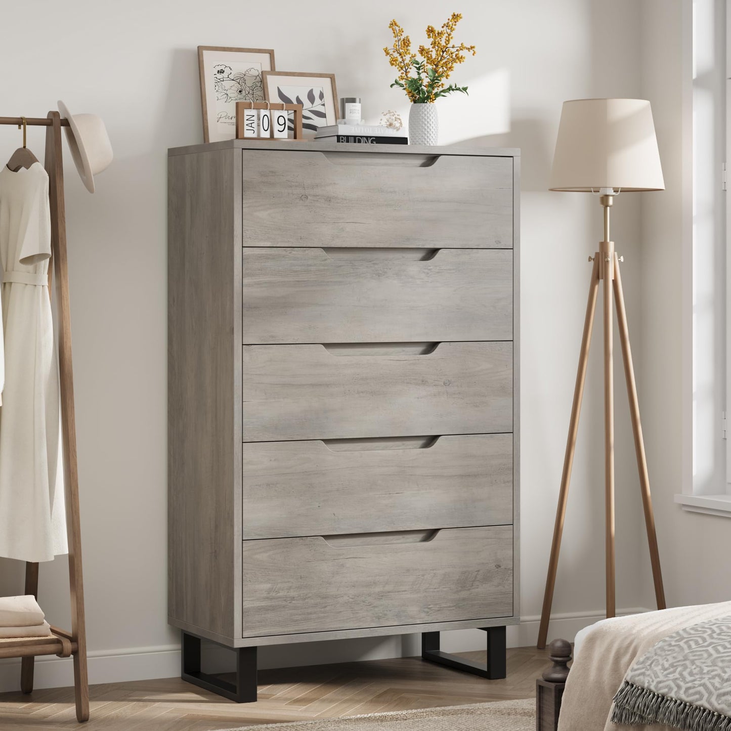 GarveeHome 5 Dresser for Bedroom, 50" Tall Dresser, Freestanding Vertical Drawer with Storage, Wooden Closet Chest Storage for Living Room, Hallway, Entryway, White
